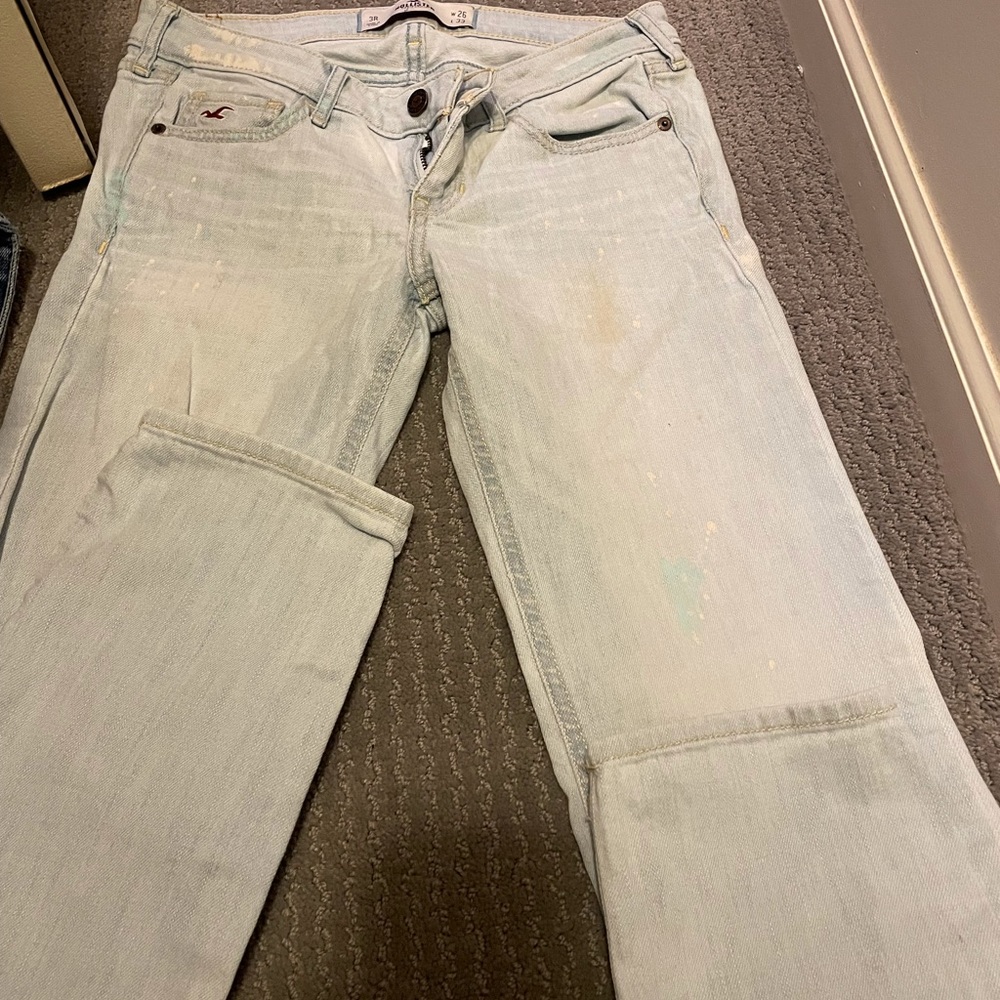 Hollister lightwash paint splatter jeans